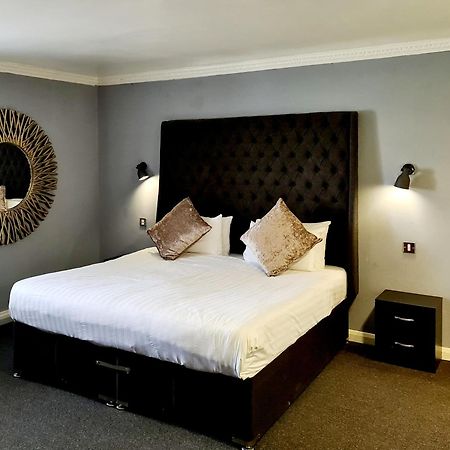 Barons Court Hotel 沃尔索尔 外观 照片