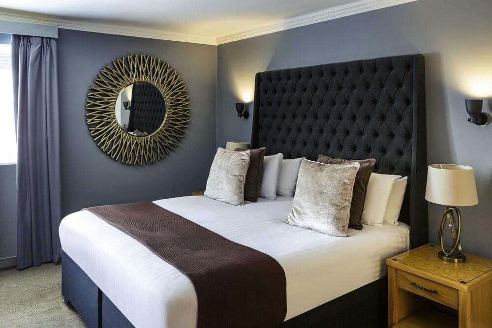 Barons Court Hotel 沃尔索尔 外观 照片