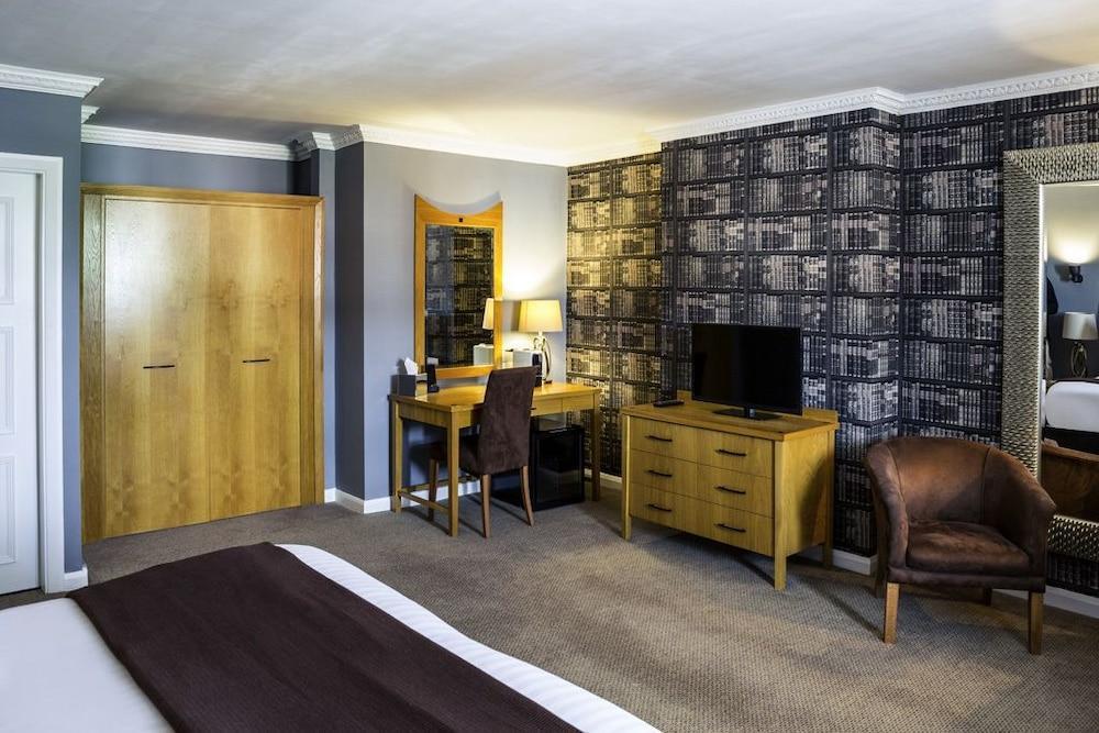 Barons Court Hotel 沃尔索尔 外观 照片