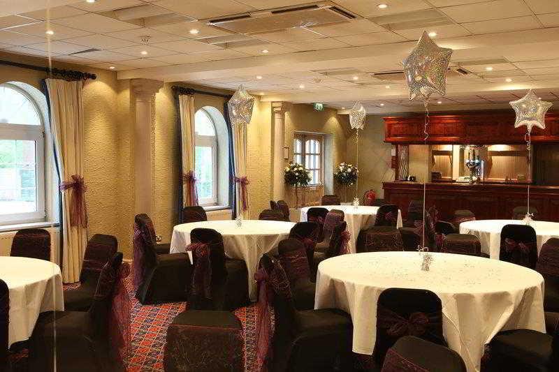 Barons Court Hotel 沃尔索尔 外观 照片