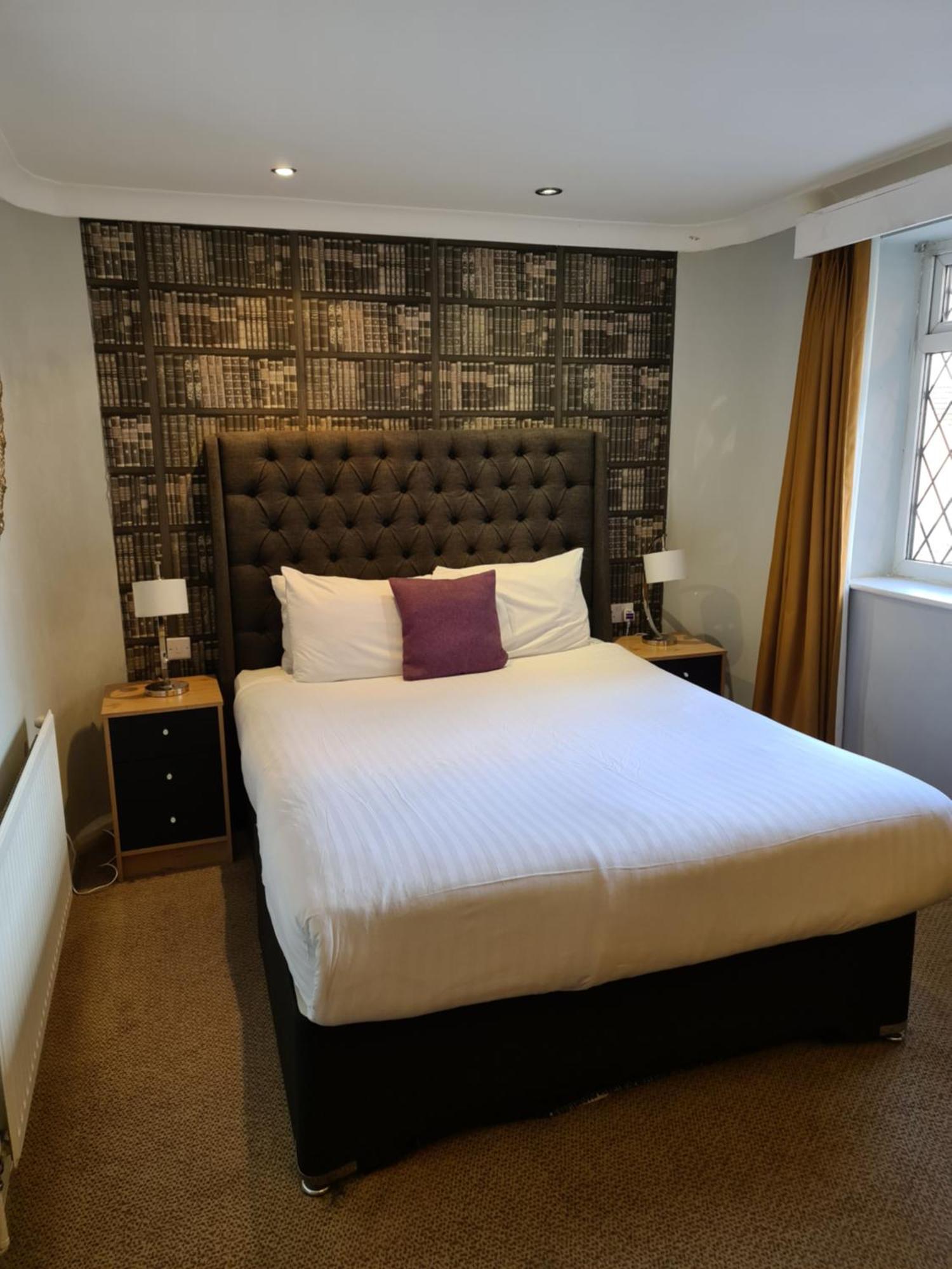 Barons Court Hotel 沃尔索尔 外观 照片